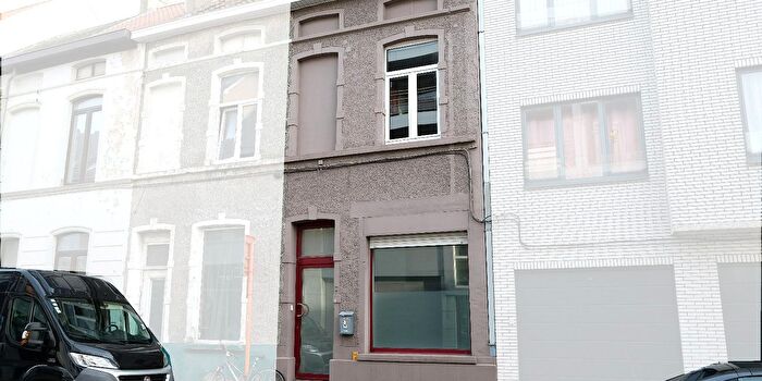 Maison 4 pièces à Kazernstraat, Zottegem, à vendre