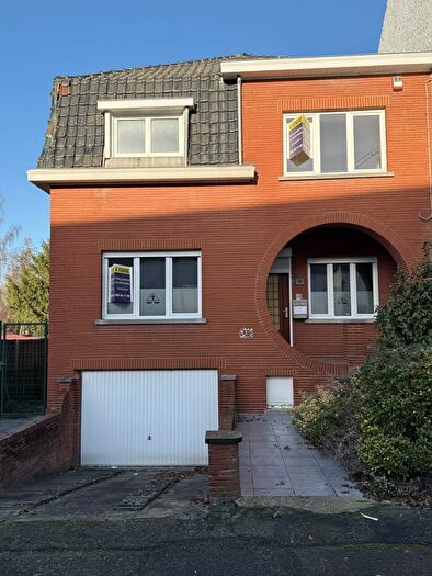 Maison 3 pièces à Rue Grande, La Louviere, à vendre