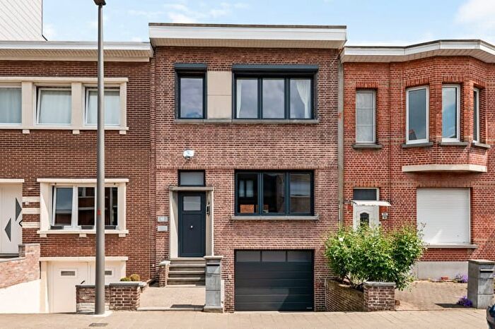 Maison 3 pièces à vendre à Tirinusstraat, Deurne