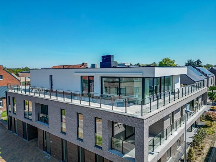 Appartement 5 pièces à vendre à Bloemenstraat, Wellen