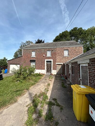 Rue Des Meuniers, VillersleBouillet : Maison 4 pièces à vendre