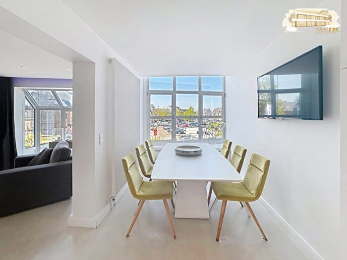 Markt, SintKatelijneWaver : Appartement 3 pièces à vendre