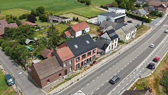 Route de Mons, A : Maison 3 pièces à vendre