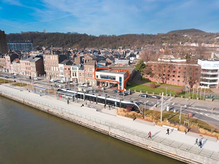 Appartement 4 pièces à vendre à Quai Saint Léonard, Liege