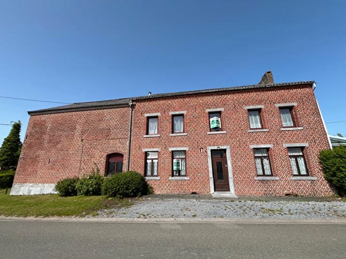 Maison 4 pièces à vendre à Rue De Sautin, SivryRance