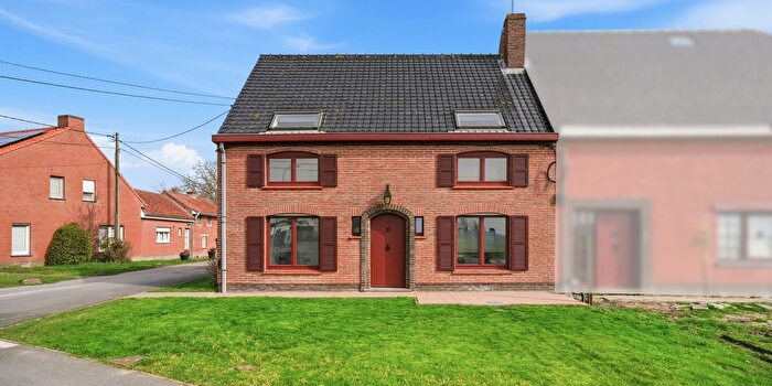Poelkapellestraat, Houthulst : Maison 6 pièces à vendre