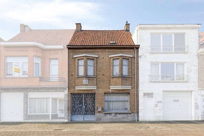 Maison 4 pièces à Wilgenstraat, Roeselare, à vendre