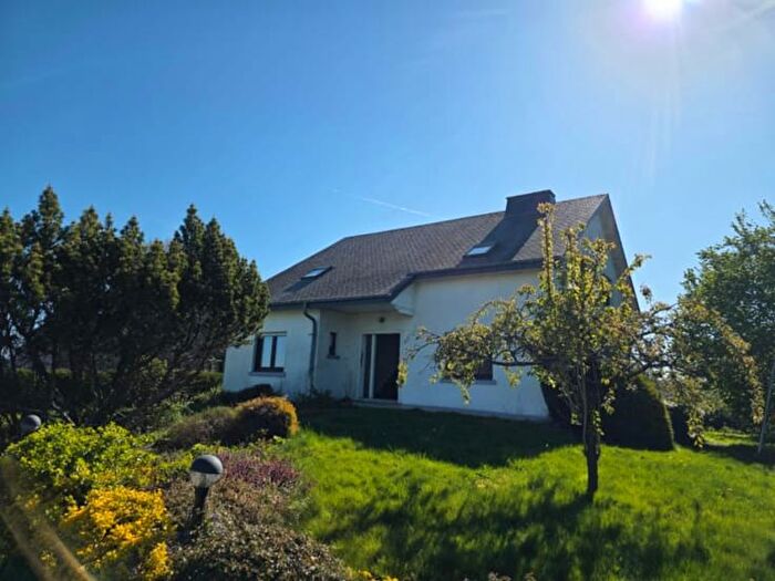 Maison 4 pièces à Avenue de la Gare, Neufchâteau, à vendre