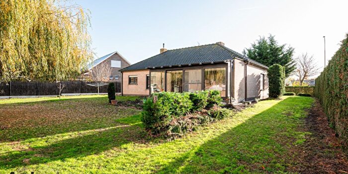 Zonnebloemstraat, Eeklo : Maison 2 pièces à vendre