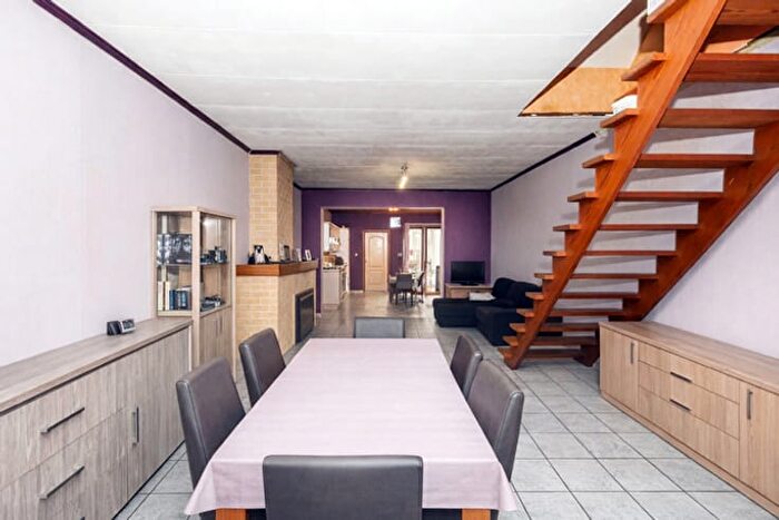 Rue des Produits, Mons : Maison 4 pièces à vendre