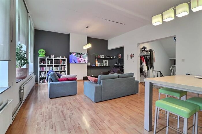Appartement 3 pièces à vendre - RUE EMILE TUMELAIRE, Charleroi
