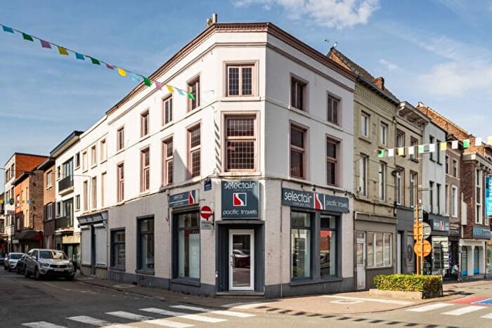 Oudenaardsestraat, Geraardsbergen : Maison 6 pièces à vendre