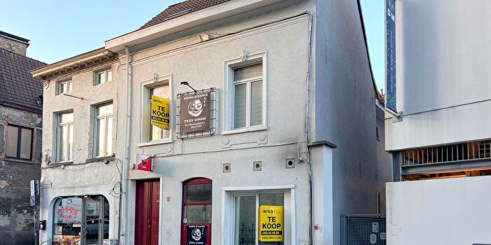 Sint Martensplein, Aalst : Maison 3 pièces à louer