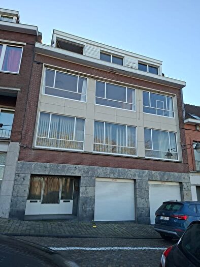 Maison 6 pièces à Rampe Borgnagache, Mons, à vendre
