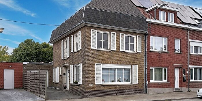 Maison 3 pièces à vendre à GuldenSporenstraat, Harelbeke