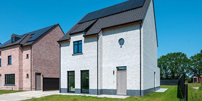 Maison 4 pièces à vendre à Huisblokstraat, Mol