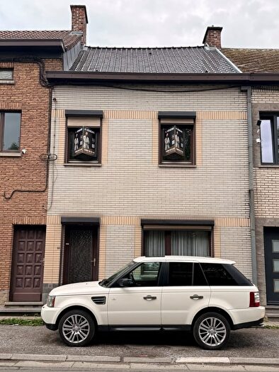 Maison 3 pièces à Rue Du Pétria, Fontainel'Évêque, à vendre