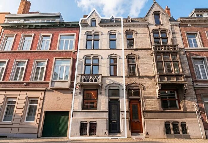 Maison 5 pièces à vendre à Rue Rouveroy, Liège