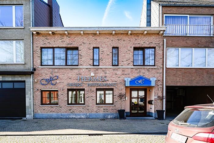 Maison 2 pièces à Velmerlaan, SAINTTROND, à vendre