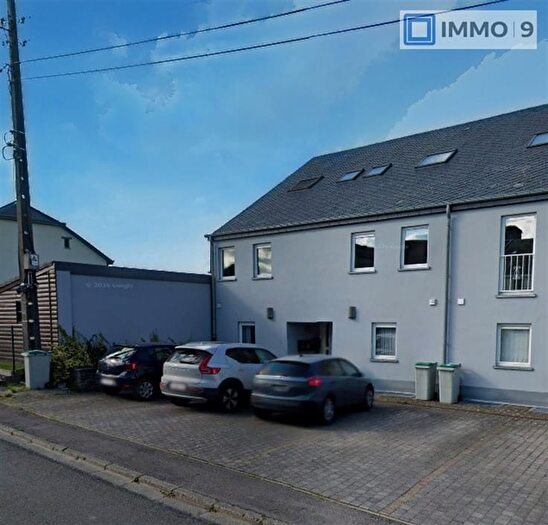 Place du Marché, VauxSurSûre : Appartement 1 pièce à vendre