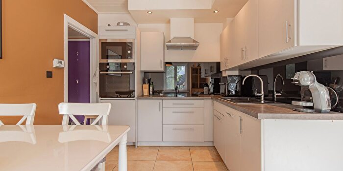 Maison 2 pièces à Theet, Hamme, à vendre