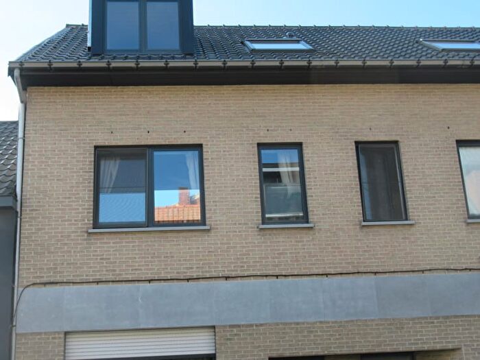 Brugstraat, Stekene : Appartement 1 pièce à louer