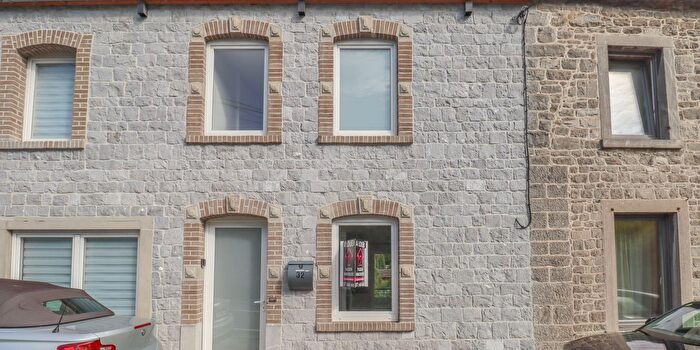 ErmetonSurBiert, Namen : Maison 1 pièce à louer