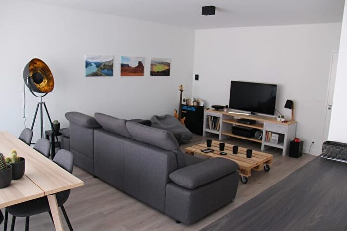 Appartement 2 pièces à louer à Grote Nieuwedijkstraat, Mechelen