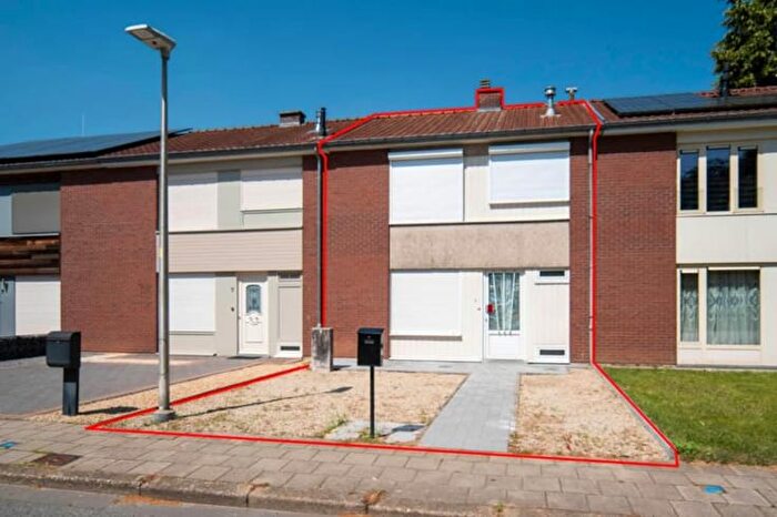 Maison 3 pièces à Bloesemlaan, SintTruiden, à vendre