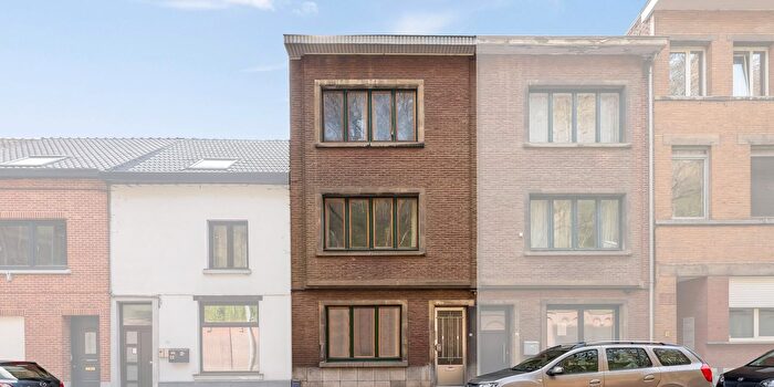 Maison 4 pièces à vendre à Burchtstraat, Leuven