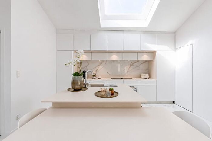 Ridderstraat, SintTruiden : Appartement 1 pièce à louer