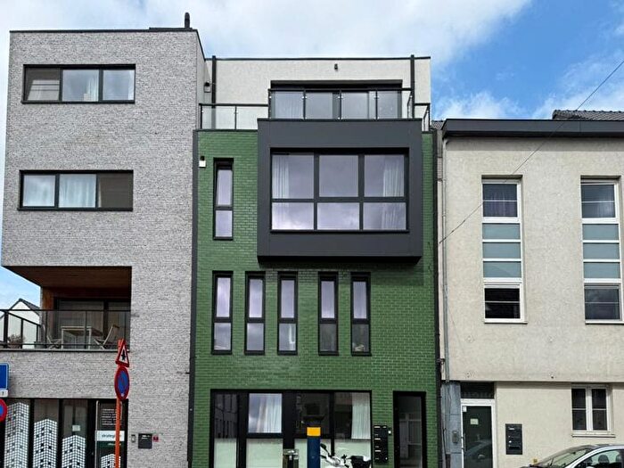 Appartement 4 pièces à Zwijnaardsesteenweg, Gent, à louer