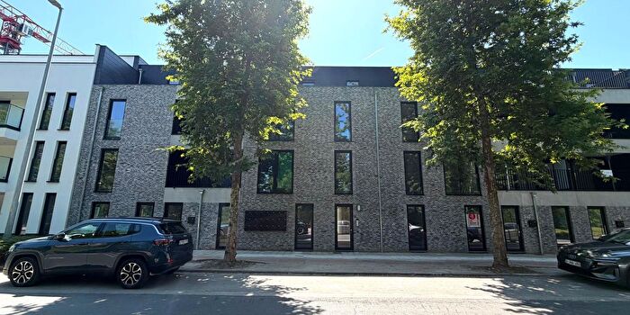 Stalenstraat, Genk : Appartement 1 pièce à louer
