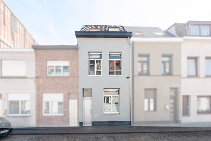 Pierenbergstraat, Kiel Antwerpen : Maison 5 pièces à vendre