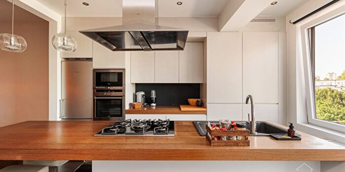 Dokter Van de Perrelei, Borgerhout - Appartement 1 pièce à vendre