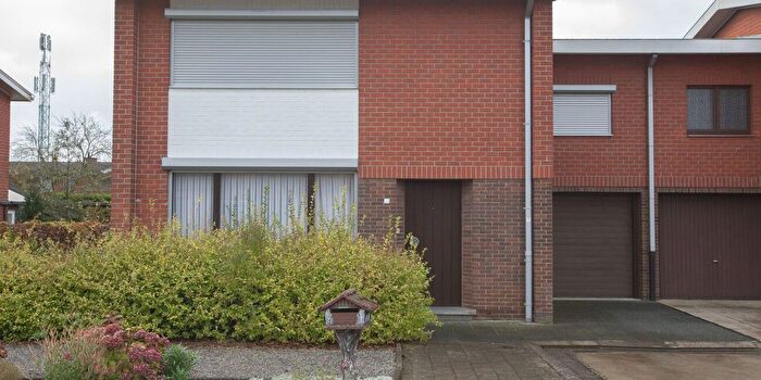 Maison 4 pièces à Tuinwijk, Geluveld, à vendre