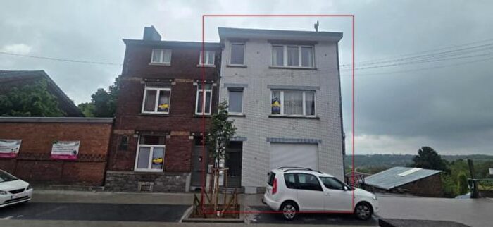 Maison 4 pièces à Rue Longue, Liège, à vendre