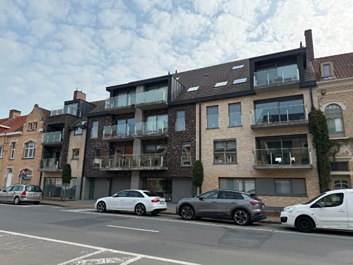 Appartement 8 pièces à Karel Coggelaan, Veurne, à louer