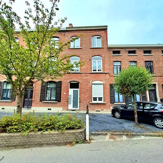 Avenue SaintPierre, Mons - Appartement 4 pièces à louer