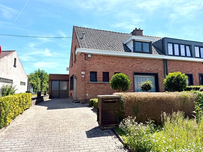 Maison 1 pièce à vendre à Koningin Astridlaan, Harelbeke