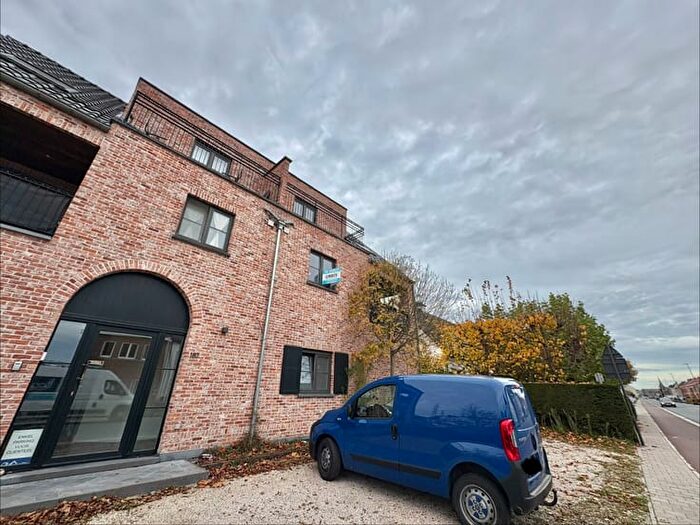 Appartement 8 pièces à Dendermondse Steenweg, SintNiklaas, à louer