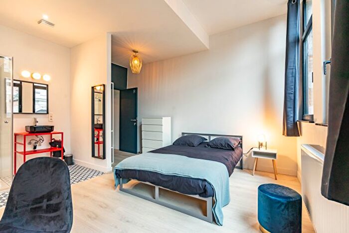 Appartement 10 pièces à louer - Rue D'havré, Mons