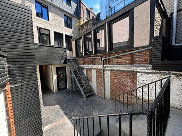 Appartement à vendre - Rue Souverain Pont, Liège