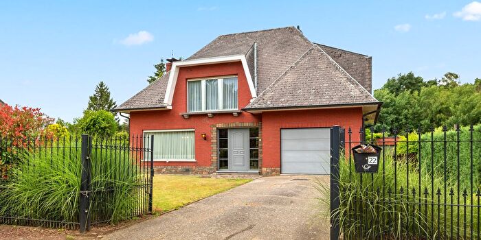 Maison 4 pièces à Hulshoutsesteenweg, Westerlo, à vendre