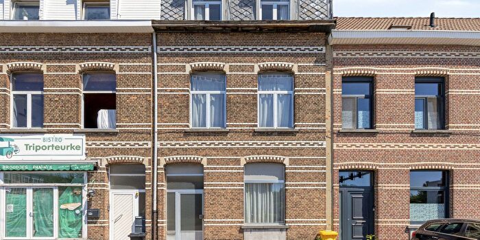 Maison 4 pièces à vendre à Mechelsesteenweg, Mortsel