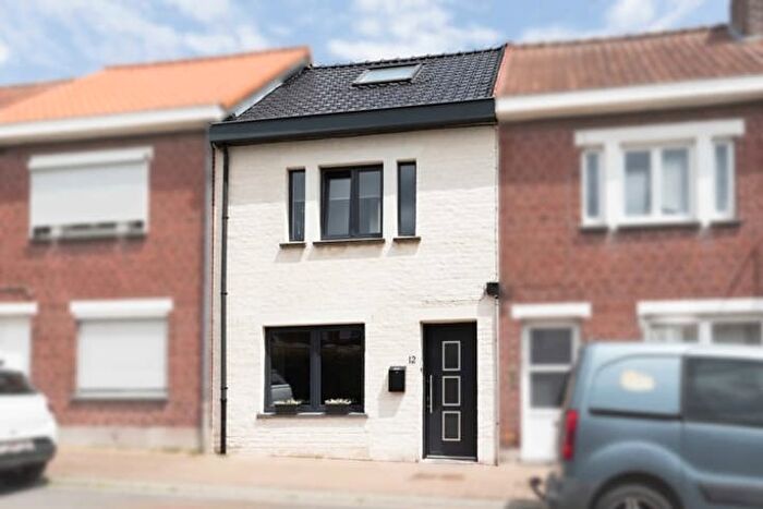 Maison 3 pièces à Edmond Van Beverenplein, Ronse, à louer