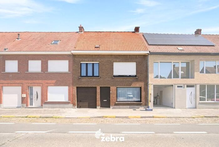 Maison 15 pièces à vendre à Mandellaan, Roeselare