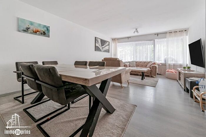 Appartement 2 pièces à Koningin Fabiolapark, SINTNIKLAAS, à vendre