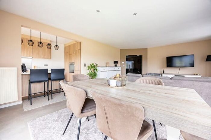Appartement 3 pièces à vendre à August Van Putlei, Antwerpen