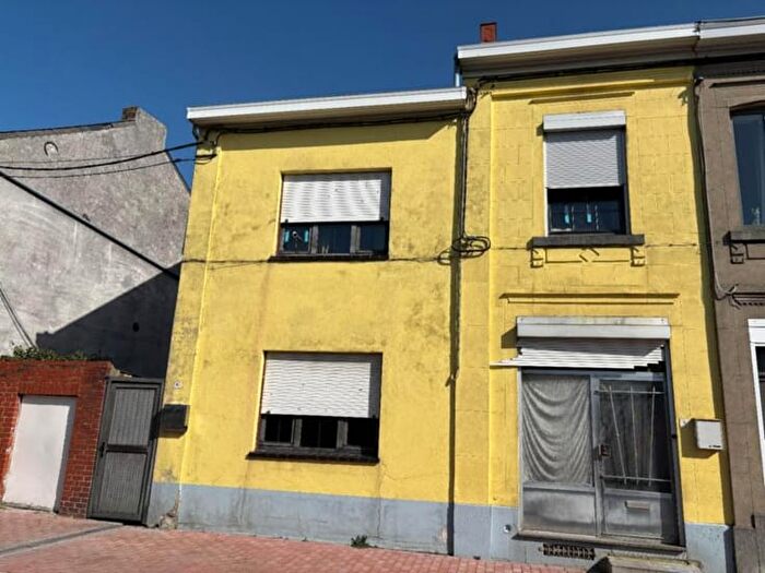 Rue de Trazegnies, ForchieslaMarche : Maison 3 pièces à vendre